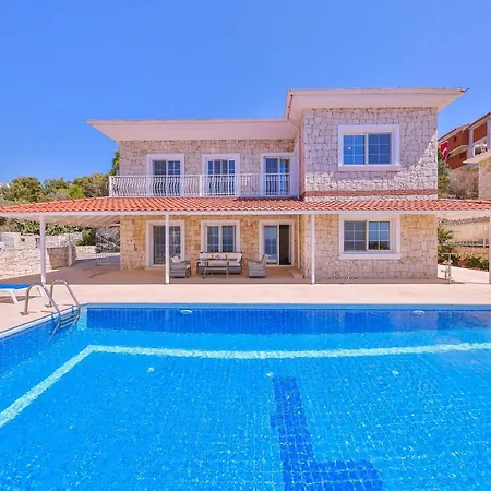 Villa La Kumsal Denize Sifir Ve Ozel Havuzlu Dubleks Kas