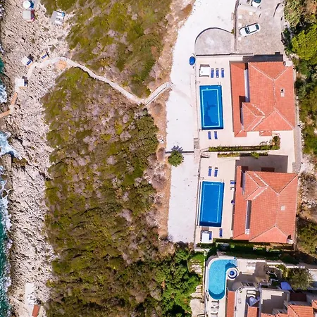 Villa La Kumsal Denize Sifir Ve Ozel Havuzlu Dubleks *