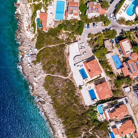 Villa La Kumsal Denize Sifir Ve Ozel Havuzlu Dubleks *