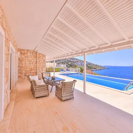 La Kumsal Denize Sifir Ve Ozel Havuzlu Dubleks * Kaş