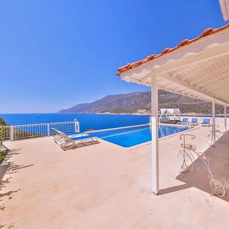La Kumsal Denize Sifir Ve Ozel Havuzlu Dubleks * Kaş